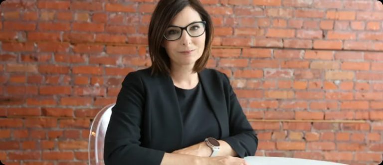 Book our Commissioner for Oaths Services Online